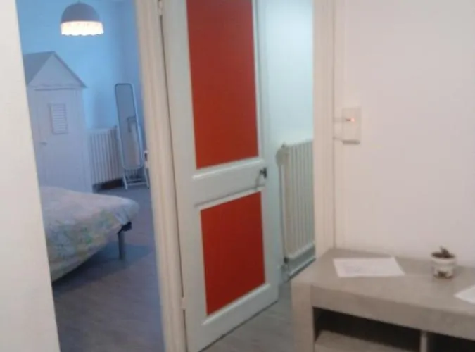 Avec Sa Salle De Bain Privative, Vieux-cognac Privat bolig *